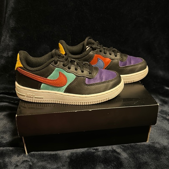 LITTLE KIDS AIR FORCE ONES - Picture 2 of 4